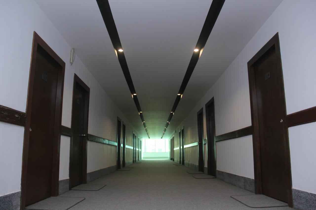 Hotel Zakaria International Dhaka Esterno foto