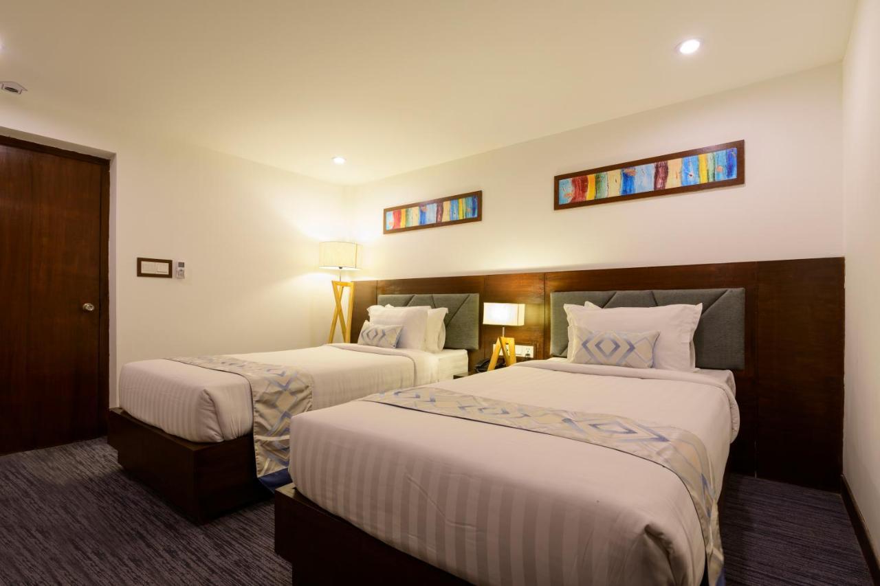 Hotel Zakaria International Dhaka Esterno foto
