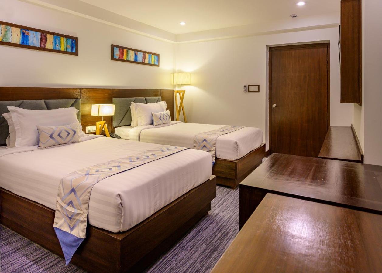 Hotel Zakaria International Dhaka Esterno foto