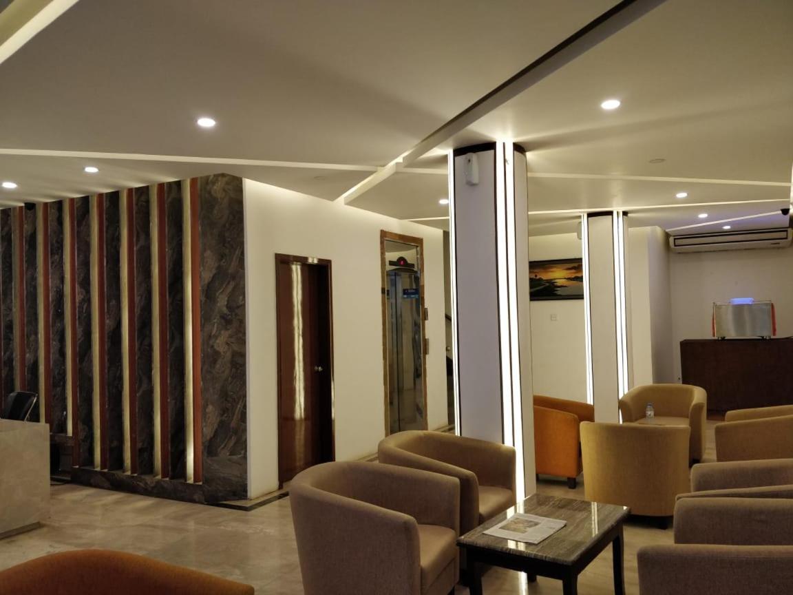 Hotel Zakaria International Dhaka Esterno foto